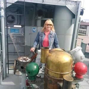 Meet your Posher, Betty